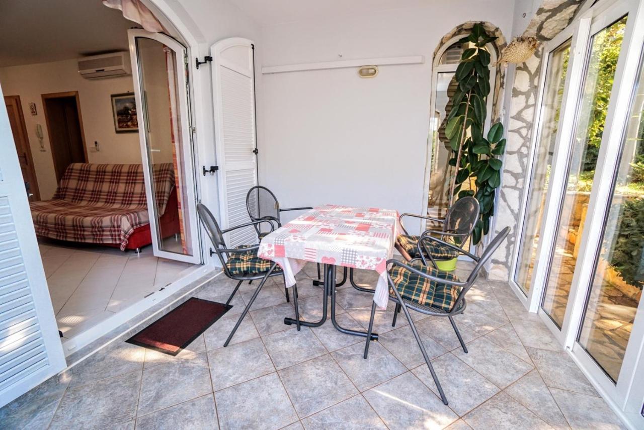Apartment Vlado Zambratija  Esterno foto